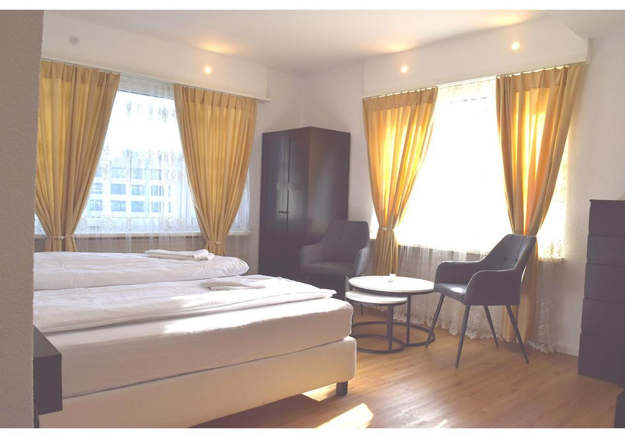 Hotel Restaurant Krebs Гренхен Екстериор снимка